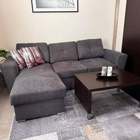 Apartma Anka ***