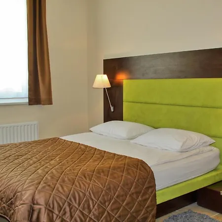 Apartma Anka *** *