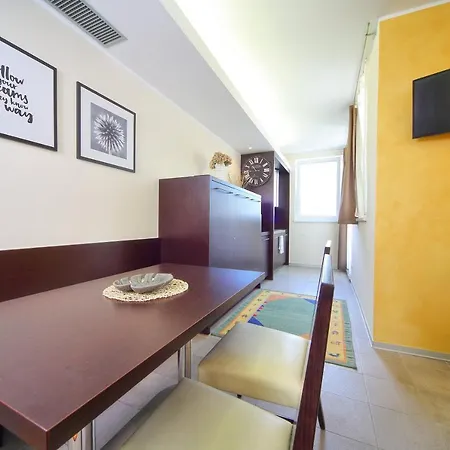 Apartma Anka *** Lägenhet *